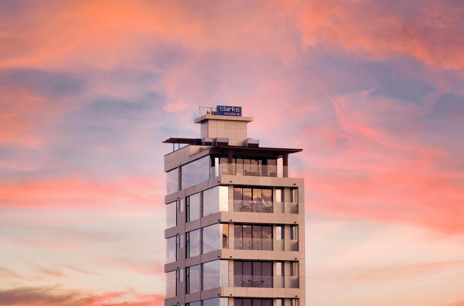 Swarn By Hawks Hotels Kamadhoo Dış mekan fotoğraf